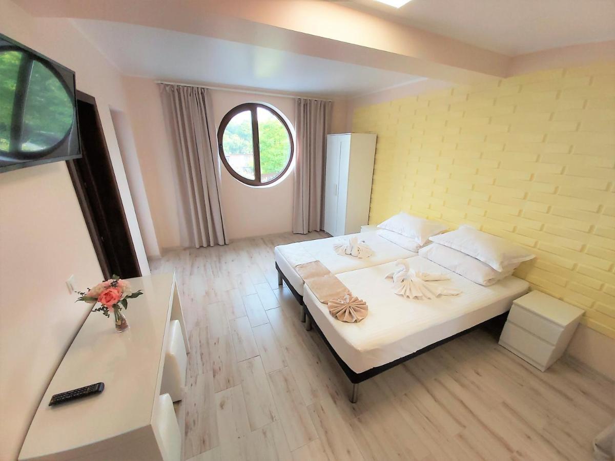 Camere De Inchiriat Baltenii De Sus Ngoại thất bức ảnh